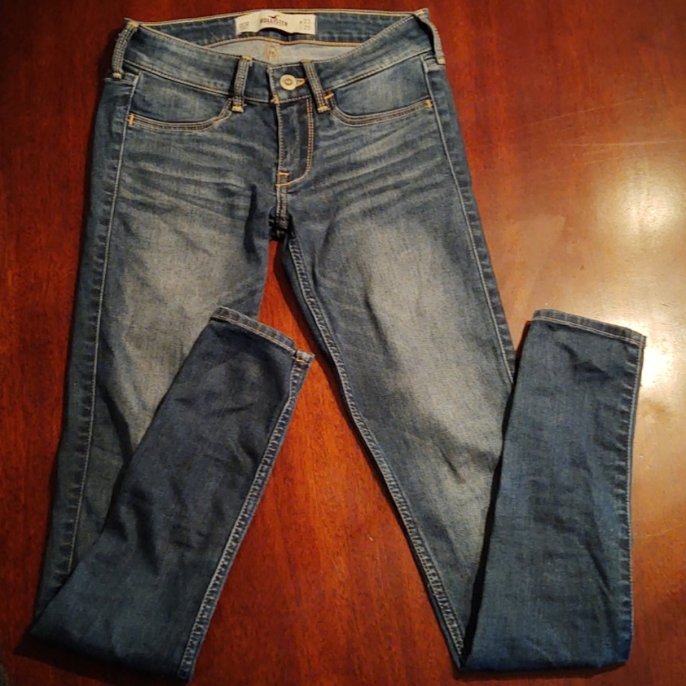Hollister medium washed jeggings